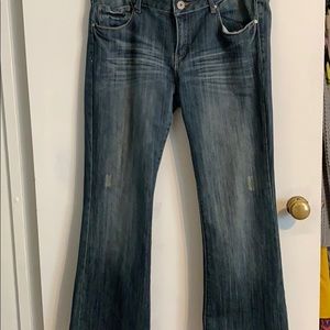 Boot cut jean